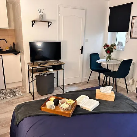 Beau Et Sa Terrasse Quartier Historique Lägenhet Moulins (Allier)