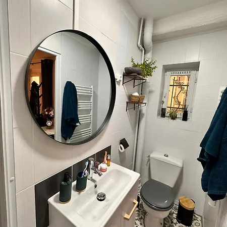 Beau Et Sa Terrasse Quartier Historique *