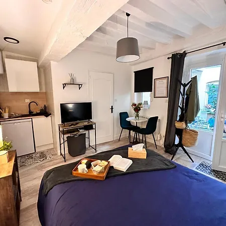 Beau Et Sa Terrasse Quartier Historique *