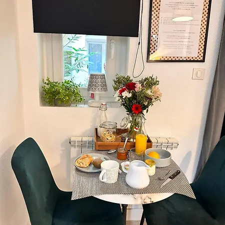 Beau Et Sa Terrasse Quartier Historique Lägenhet